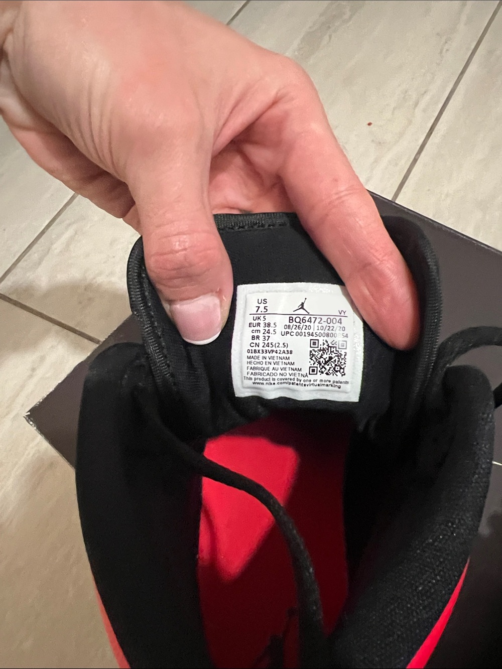 Nike Air Jordan 1 Mid “Black Gym Red” or Bred Mid Women’s 7.5 Perfect Condition - Picture 2 of 9